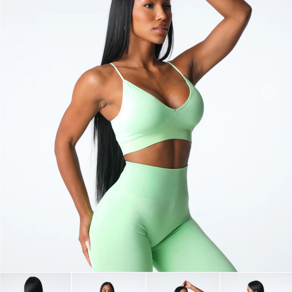 Large NVGTN sports bra - pistachio color